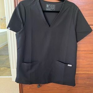 Figs scrubs top medium